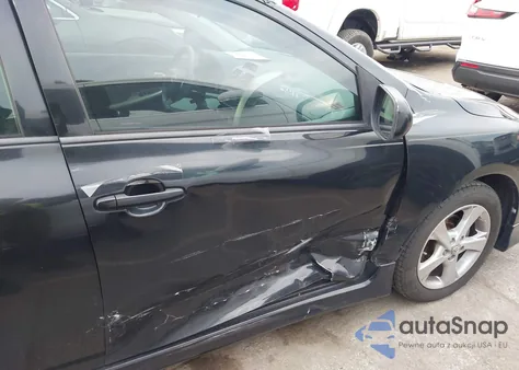 2013 Toyota Corolla S z USA, uszkodzony, nr VIN 5YFBU4EE0DP170041